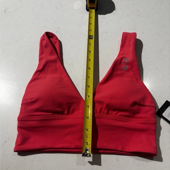 New With Tags - Lululemon x Peloton Align V-Neck Bra, Light Support, C/D Cup, 4 - Picture 6 of 10